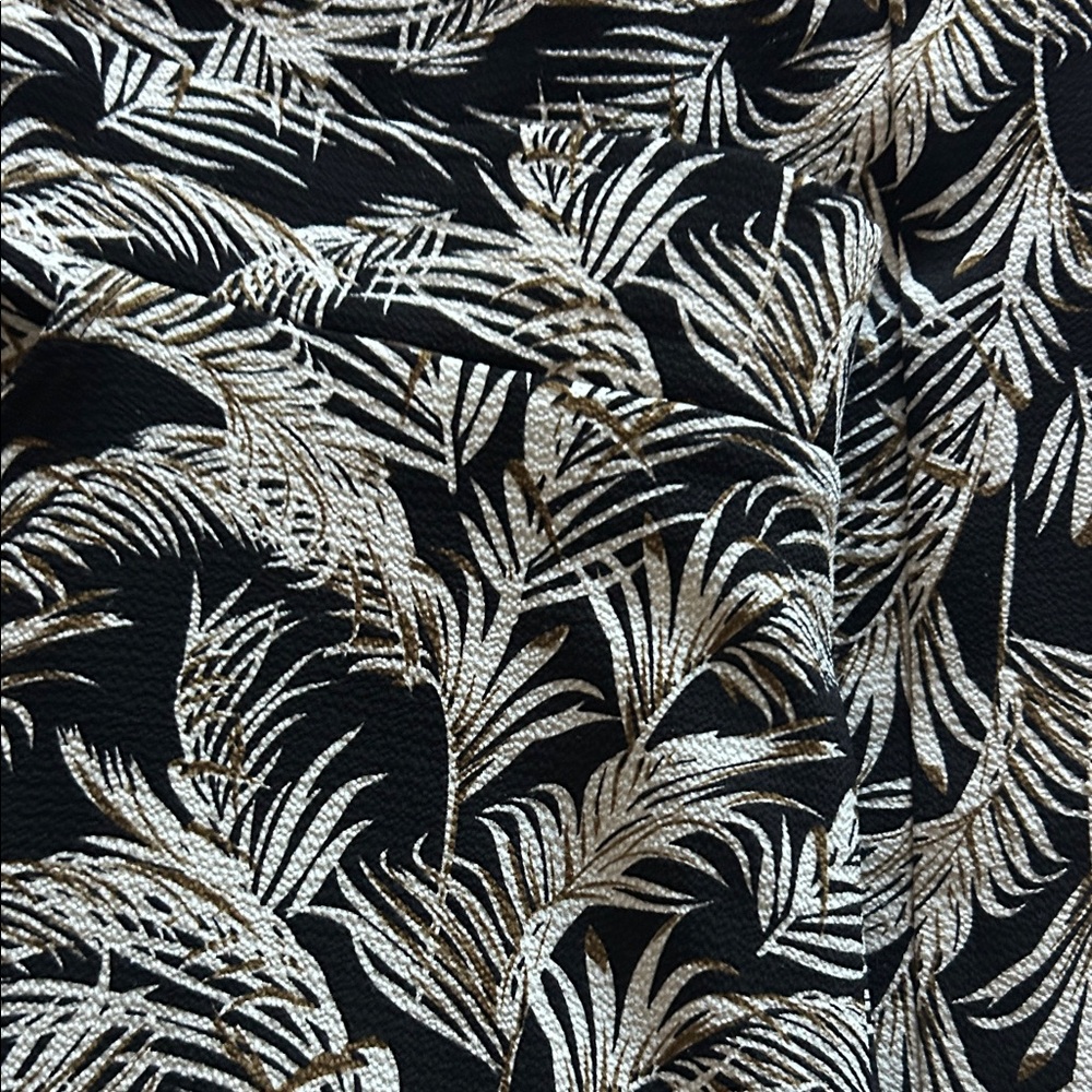 Max Studio Black and Cream Leaf Pattern Pants - image 6